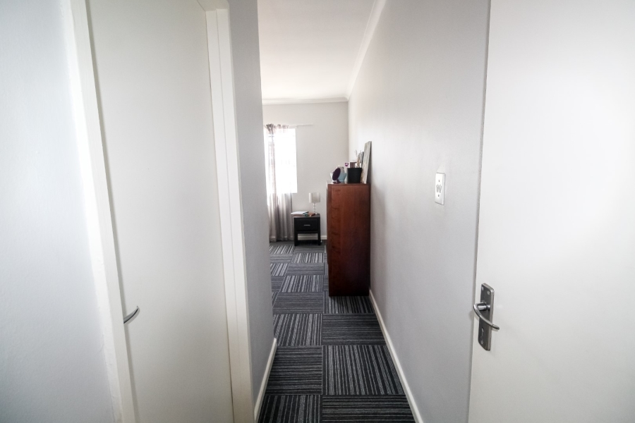 2 Bedroom Property for Sale in Parklands Western Cape